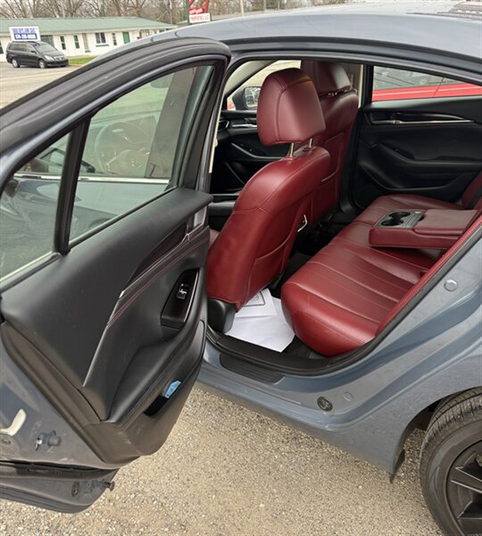 2021 Mazda Mazda6 Carbon Edition - Photo 12 - Elkhart, IN 46514