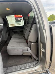 2008 Chevrolet Silverado 2500 LT1   - Photo 16 - Elkhart, IN 46514