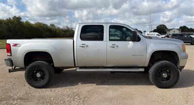 2011 GMC Sierra 2500HD SLT - Photo 6 - Elkhart, IN 46514