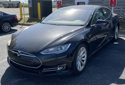 2013 Tesla Model S   - Photo 1 - Elkhart, IN 46514