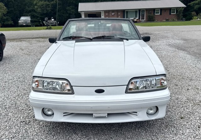 1988 Ford Mustang GT - Photo 2 - Elkhart, IN 46514