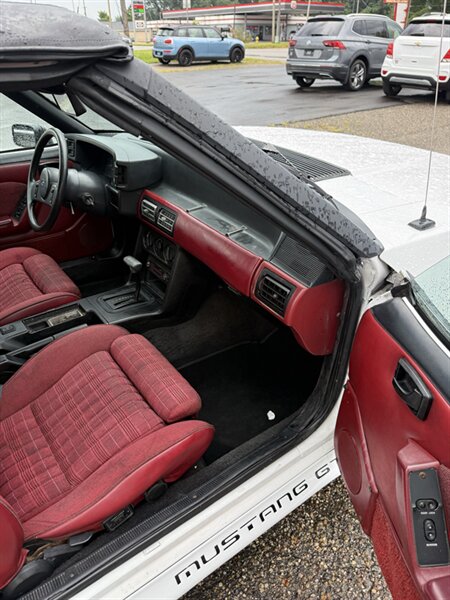 1988 Ford Mustang GT - Photo 21 - Elkhart, IN 46514
