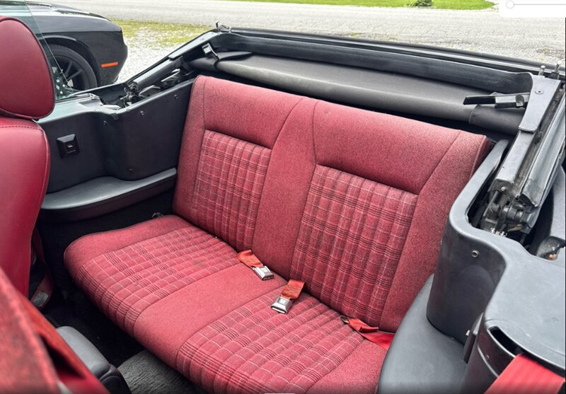 1988 Ford Mustang GT - Photo 8 - Elkhart, IN 46514