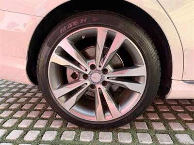 2017 Mercedes-Benz C 300   - Photo 23 - Irvine, CA 92612