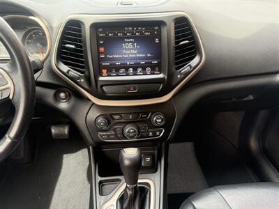 2016 Jeep Cherokee Limited   - Photo 27 - Irvine, CA 92612