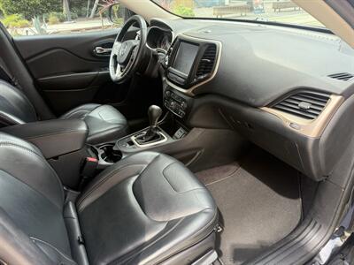2016 Jeep Cherokee Limited   - Photo 18 - Irvine, CA 92612