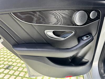 2016 Mercedes-Benz C 300   - Photo 18 - Irvine, CA 92612