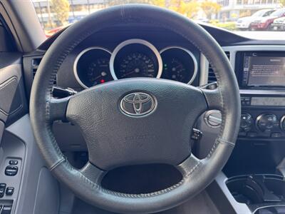 2006 Toyota 4Runner SR5 4WD W/TRD WHEELS APPLE CARPLAY BACKUP CAMERA   - Photo 20 - Irvine, CA 92612