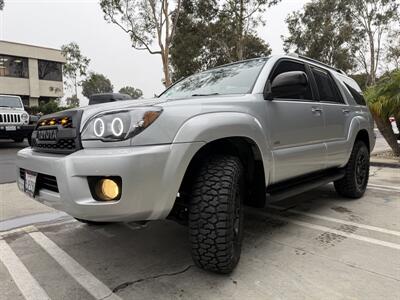 2007 Toyota 4Runner SR5   - Photo 4 - Irvine, CA 92612