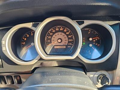 2004 Toyota 4Runner SR5 W/TRD WHEELS, BACKUP CAMERA & APPLE CARPLAY   - Photo 23 - Irvine, CA 92612