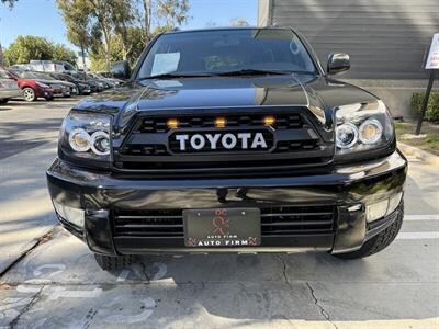 2004 Toyota 4Runner SR5 W/TRD WHEELS, BACKUP CAMERA & APPLE CARPLAY   - Photo 2 - Irvine, CA 92612