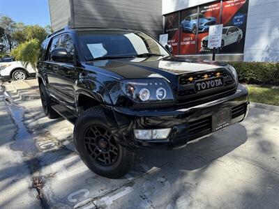 2004 Toyota 4Runner SR5 W/TRD WHEELS, BACKUP CAMERA & APPLE CARPLAY   - Photo 1 - Irvine, CA 92612