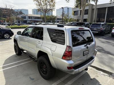 2003 Toyota 4Runner SR5   - Photo 6 - Irvine, CA 92612