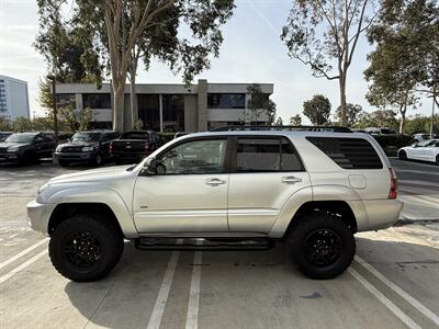 2003 Toyota 4Runner SR5   - Photo 8 - Irvine, CA 92612