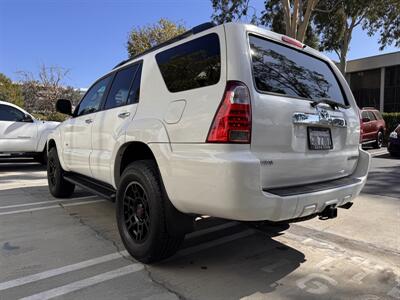 2006 Toyota 4Runner SR5 W/TRD wheels   - Photo 9 - Irvine, CA 92612