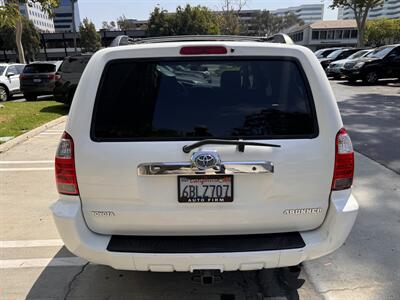 2006 Toyota 4Runner SR5 W/TRD wheels   - Photo 10 - Irvine, CA 92612