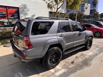 2005 Toyota 4Runner SR5 4WD W/TRD WHEELS & APPLE CARPLAY   - Photo 6 - Irvine, CA 92612