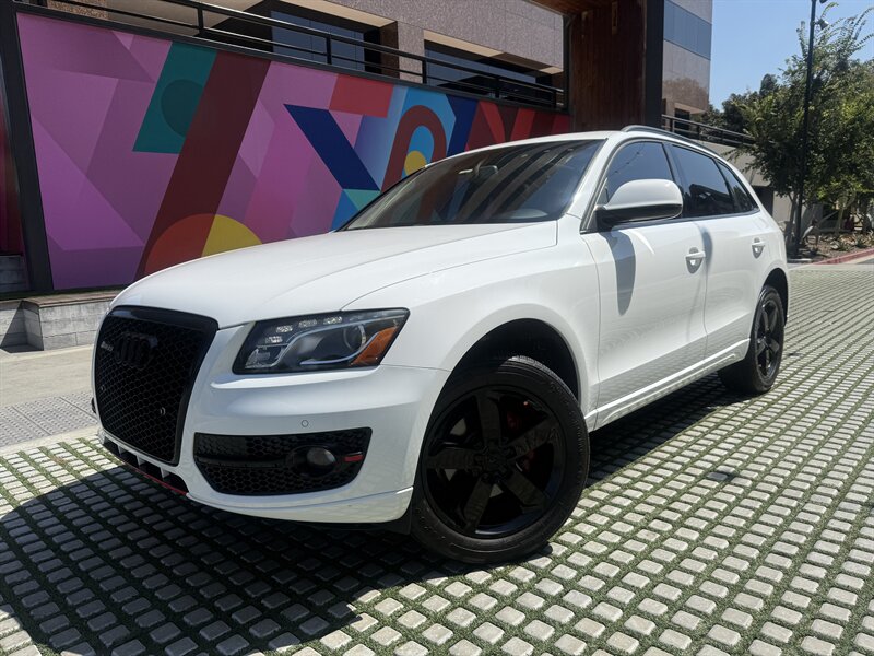 2010 Audi Q5 3.2 quattro Premium Plus  