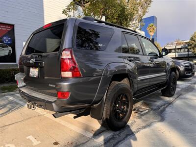 2005 Toyota 4Runner SR5 W/TRD Wheels   - Photo 6 - Irvine, CA 92612