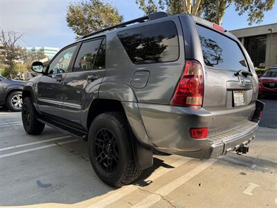 2005 Toyota 4Runner SR5 W/TRD Wheels   - Photo 8 - Irvine, CA 92612