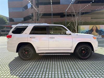 2013 Toyota 4Runner SR5 4x4  CALI SUV   - Photo 5 - Irvine, CA 92612