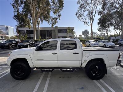 2014 Toyota Tacoma PreRunner   - Photo 11 - Irvine, CA 92612