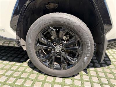 2022 Toyota RAV4 Hybrid SE   - Photo 18 - Irvine, CA 92612