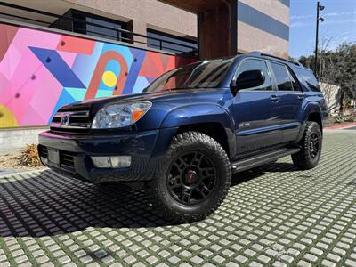 2005 Toyota 4Runner SR5 4X4 W APPLE CARPLAY   - Photo 1 - Irvine, CA 92612