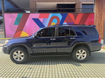 2007 Toyota 4Runner SR5   - Photo 2 - Irvine, CA 92612