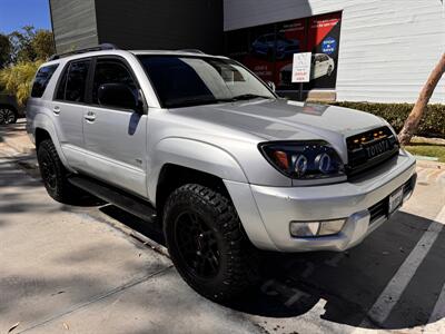 2004 Toyota 4Runner SR5   - Photo 3 - Irvine, CA 92612