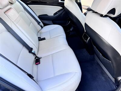 2014 Kia Cadenza Premium   - Photo 15 - Irvine, CA 92612