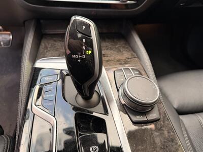 2021 BMW 530i   - Photo 20 - Irvine, CA 92612