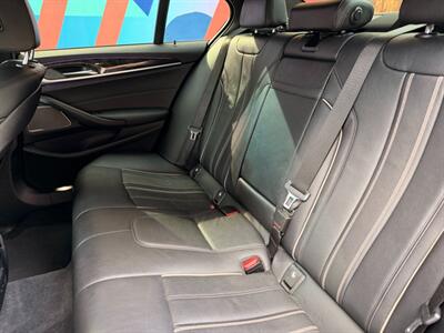 2021 BMW 530i   - Photo 16 - Irvine, CA 92612