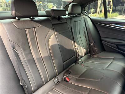 2021 BMW 530i   - Photo 24 - Irvine, CA 92612