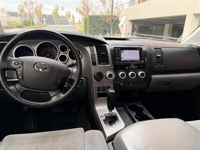2013 Toyota Sequoia SR5   - Photo 10 - Irvine, CA 92612