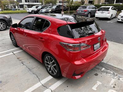 2016 Lexus CT 200h   - Photo 8 - Irvine, CA 92612