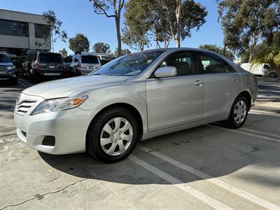 2011 Toyota Camry LE   - Photo 4 - Irvine, CA 92612