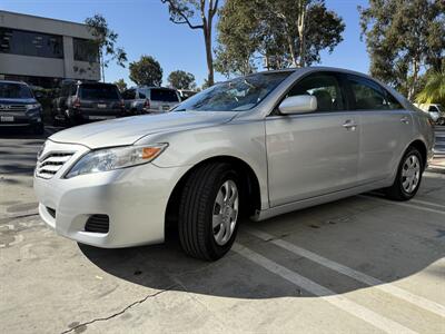 2011 Toyota Camry LE   - Photo 2 - Irvine, CA 92612