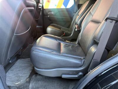 2013 Cadillac Escalade Premium   - Photo 18 - Irvine, CA 92612