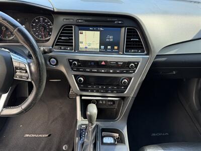 2015 Hyundai SONATA Limited 2.0T   - Photo 22 - Irvine, CA 92612