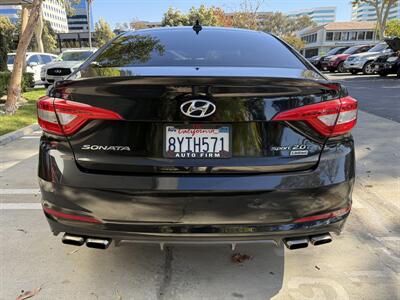 2015 Hyundai SONATA Limited 2.0T   - Photo 6 - Irvine, CA 92612