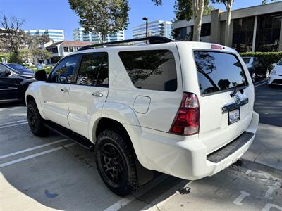 2006 Toyota 4Runner SR5 w/TRD Wheels   - Photo 7 - Irvine, CA 92612