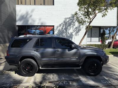 2004 Toyota 4Runner Limited V8 4WD W/TRD Wheels & Op. Apple Carplay   - Photo 4 - Irvine, CA 92612