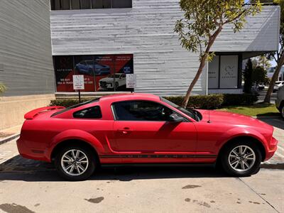 2005 Ford Mustang V6 Deluxe   - Photo 2 - Irvine, CA 92612