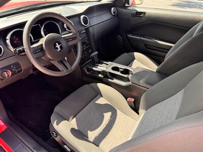 2005 Ford Mustang V6 Deluxe   - Photo 14 - Irvine, CA 92612