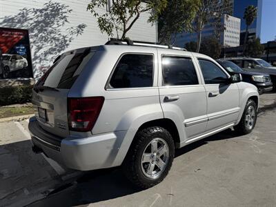 2006 Jeep Grand Cherokee Overland   - Photo 5 - Irvine, CA 92612