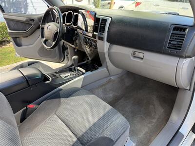 2005 Toyota 4Runner SR5 w/TRD wheels, Backup Camera, and Apple Carplay   - Photo 22 - Irvine, CA 92612