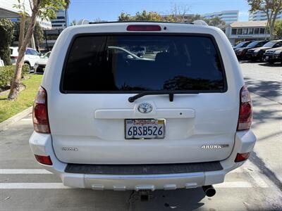 2005 Toyota 4Runner SR5 w/TRD wheels, Backup Camera, and Apple Carplay   - Photo 7 - Irvine, CA 92612