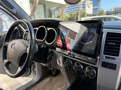 2005 Toyota 4Runner SR5 w/TRD wheels, Backup Camera, and Apple Carplay   - Photo 26 - Irvine, CA 92612