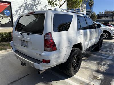 2005 Toyota 4Runner SR5 w/TRD wheels, Backup Camera, and Apple Carplay   - Photo 6 - Irvine, CA 92612